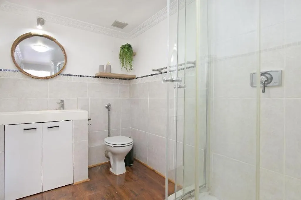 Gordonia 10 Daire Cape Town