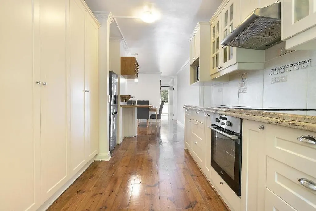 Gordonia 10 Daire Cape Town